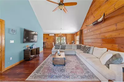 423 N Shore Drive, Lexington, NC 27292 - Photo 28