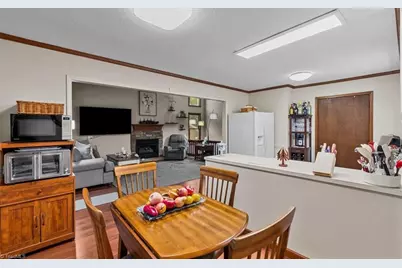 5021 Mereworth Court, Winston-Salem, NC 27104 - Photo 12