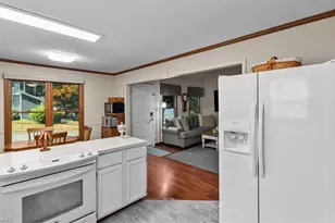 5021 Mereworth Ct, Winston-Salem, NC 27104 - Photo 16