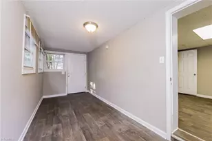 1901 N Dunleith Ave, Winston-Salem, NC 27105 - Photo 12