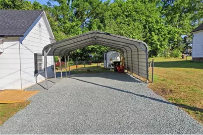 1253 Carolina Street, Graham, NC 27349 - Photo 32