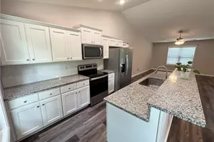 1 Lambeth Dr, Thomasville, NC 27360 - Photo 8