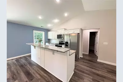 1 Lambeth Drive, Thomasville, NC 27360 - Photo 6