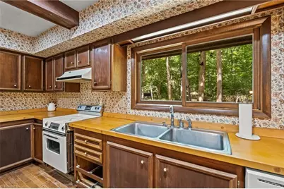 5718 Oak Tree Road, Greensboro, NC 27455 - Photo 6
