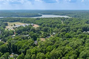 5718 Oak Tree Rd, Greensboro, NC 27455 - Photo 36