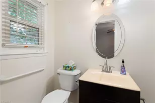 731 Oakgrove Dr, Graham, NC 27253 - Photo 20