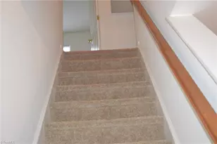 484 Dunwood Dr, High Point, NC 27265 - Photo 20