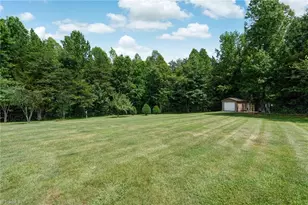 8106 Breezy Hill Dr, Browns Summit, NC 27214 - Photo 40