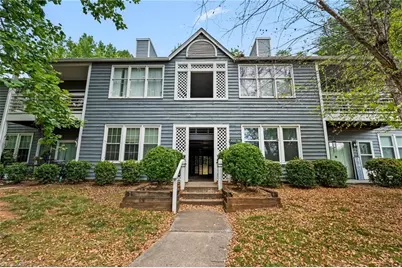 310 Meadows Circle, Winston-Salem, NC 27104 - Photo 2