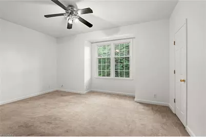 310 Meadows Circle, Winston-Salem, NC 27104 - Photo 14