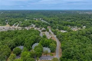 310 Meadows Cir, Winston-Salem, NC 27104 - Photo 30