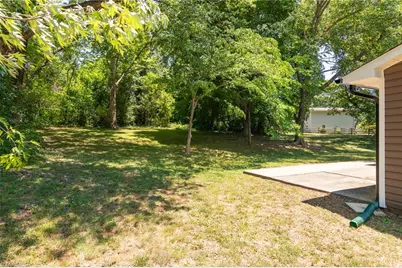 905 Camden Court, Winston-Salem, NC 27103 - Photo 24