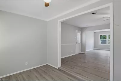 905 Camden Court, Winston-Salem, NC 27103 - Photo 14