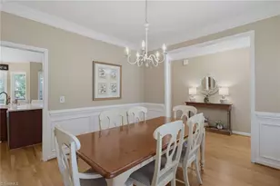 1203 Foxhaven Dr, Greensboro, NC 27455 - Photo 8