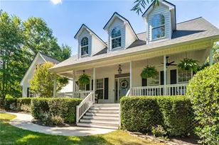 1203 Foxhaven Dr, Greensboro, NC 27455 - Photo 6