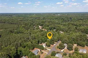 1203 Foxhaven Dr, Greensboro, NC 27455 - Photo 42