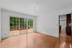 5204 Hedrick Dr, Greensboro, NC 27410 - Photo 12