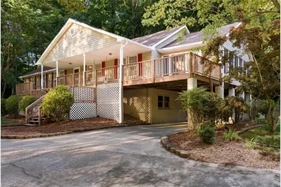 135 Brookhaven Lane, Advance, NC 27006 - Photo 2