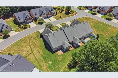 400 Dornoch Drive, Winston-Salem, NC 27107 - Photo 28