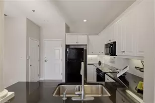 851 4th St, Winston-Salem, NC 27101 - Photo 6