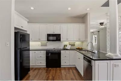 851 4th Street #20, Winston-Salem, NC 27101 - Photo 6