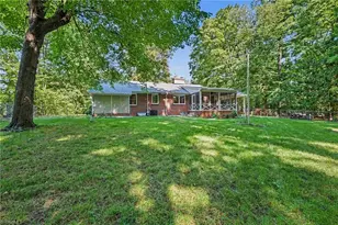 3901 Woodview Dr, Winston-Salem, NC 27106 - Photo 26