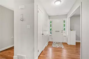3901 Woodview Dr, Winston-Salem, NC 27106 - Photo 4
