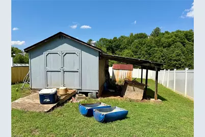 1001 Byrds Curve Road, Elkin, NC 28621 - Photo 20