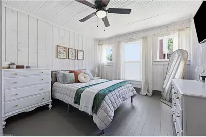 807 E Guilford Street, Thomasville, NC 27360 - Photo 12