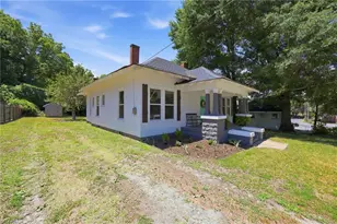 807 E Guilford St, Thomasville, NC 27360 - Photo 20
