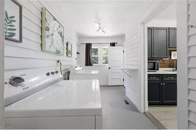 807 E Guilford Street, Thomasville, NC 27360 - Photo 18