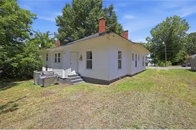 807 E Guilford Street, Thomasville, NC 27360 - Photo 24