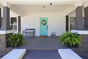 807 E Guilford St, Thomasville, NC 27360 - Photo 2