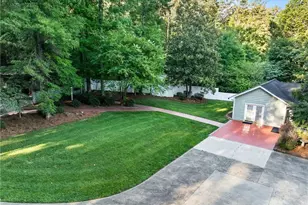 851 Holloway Church Rd, Lexington, NC 27292 - Photo 28