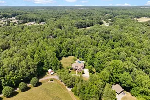 350 Abbotts Crossing, High Point, NC 27265 - Photo 10