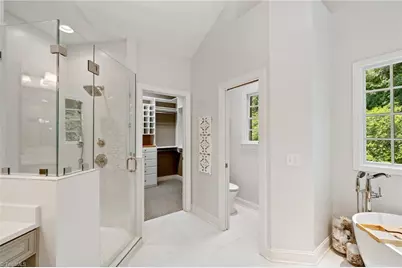 350 Abbotts Crossing, High Point, NC 27265 - Photo 36