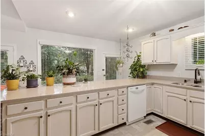 7706 Moutline Court, Greensboro, NC 27409 - Photo 12