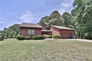 4220 Mae-Len Dr, Winston-Salem, NC 27107 - Photo 2