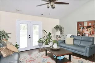 4220 Mae-Len Dr, Winston-Salem, NC 27107 - Photo 10