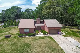 4220 Mae-Len Dr, Winston-Salem, NC 27107 - Photo 4