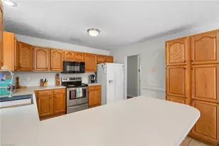 1085 Woodbury Rd, King, NC 27021 - Photo 10