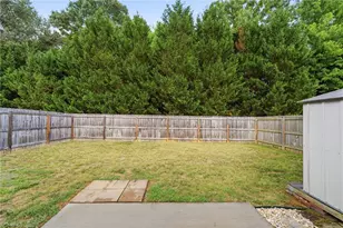 3433 Tinley Park Dr, Winston-Salem, NC 27107 - Photo 32