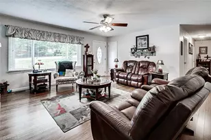 111 Sidney St, Lexington, NC 27295 - Photo 2