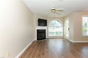 5008 Lawndale Dr, Greensboro, NC 27455 - Photo 8