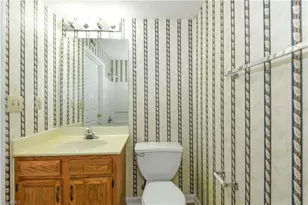 5008 Lawndale Dr, Greensboro, NC 27455 - Photo 18