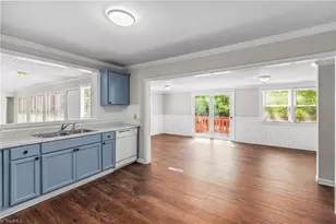 4328 Stokesdale Ave, Winston-Salem, NC 27101 - Photo 10