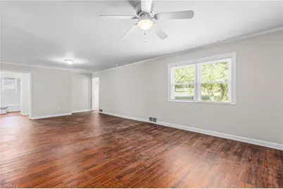 4328 Stokesdale Avenue, Winston-Salem, NC 27101 - Photo 6