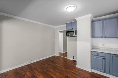 4328 Stokesdale Avenue, Winston-Salem, NC 27101 - Photo 10