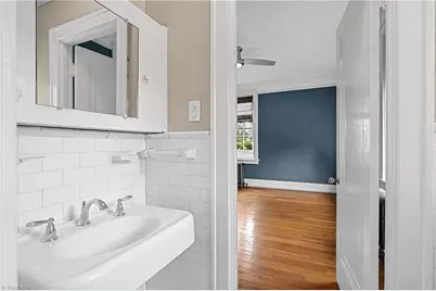 828 N Elm Street #E4, Greensboro, NC 27401 - Photo 28