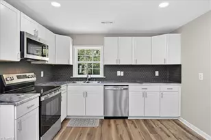 200 Eufola Rd, Statesville, NC 28677 - Photo 8